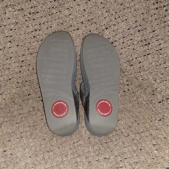 FITFLOP-Lunetta Thong Sandals 181-054 Crackle Metallic Pewter-Sz 39/8-Excellent - Picture 8 of 8